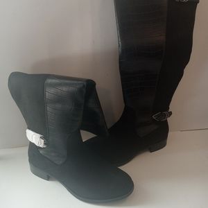 Flat Boots